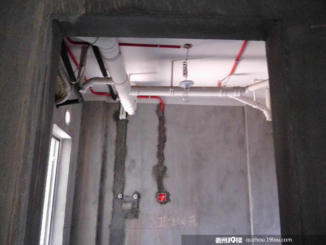 middle_085544_14401368060944731_695a56b6aed9c9bd273a58dc5bf15cfc.jpg