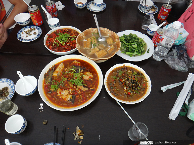 middle_102301_ududuoca_34512fe4530e84856b54efb3d3ee125c.jpg