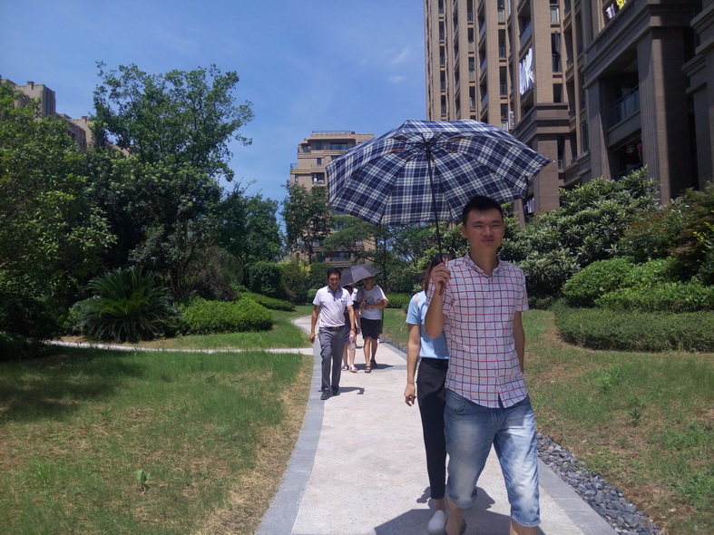 P60720-104148_2.jpg