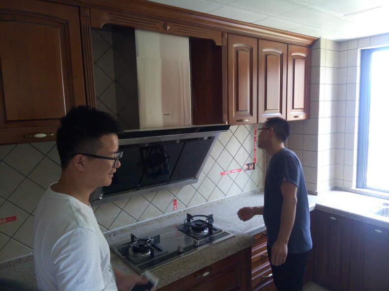 P60720-110522_2.jpg