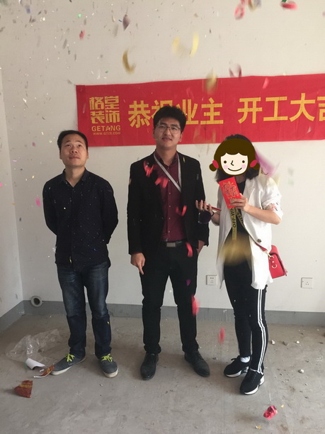124746je72clx12fv219q1.jpg
