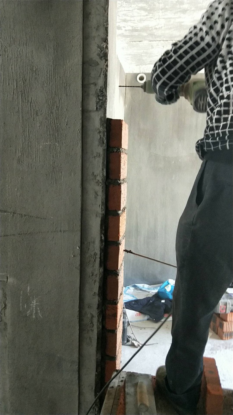 765406982583329795.jpg
