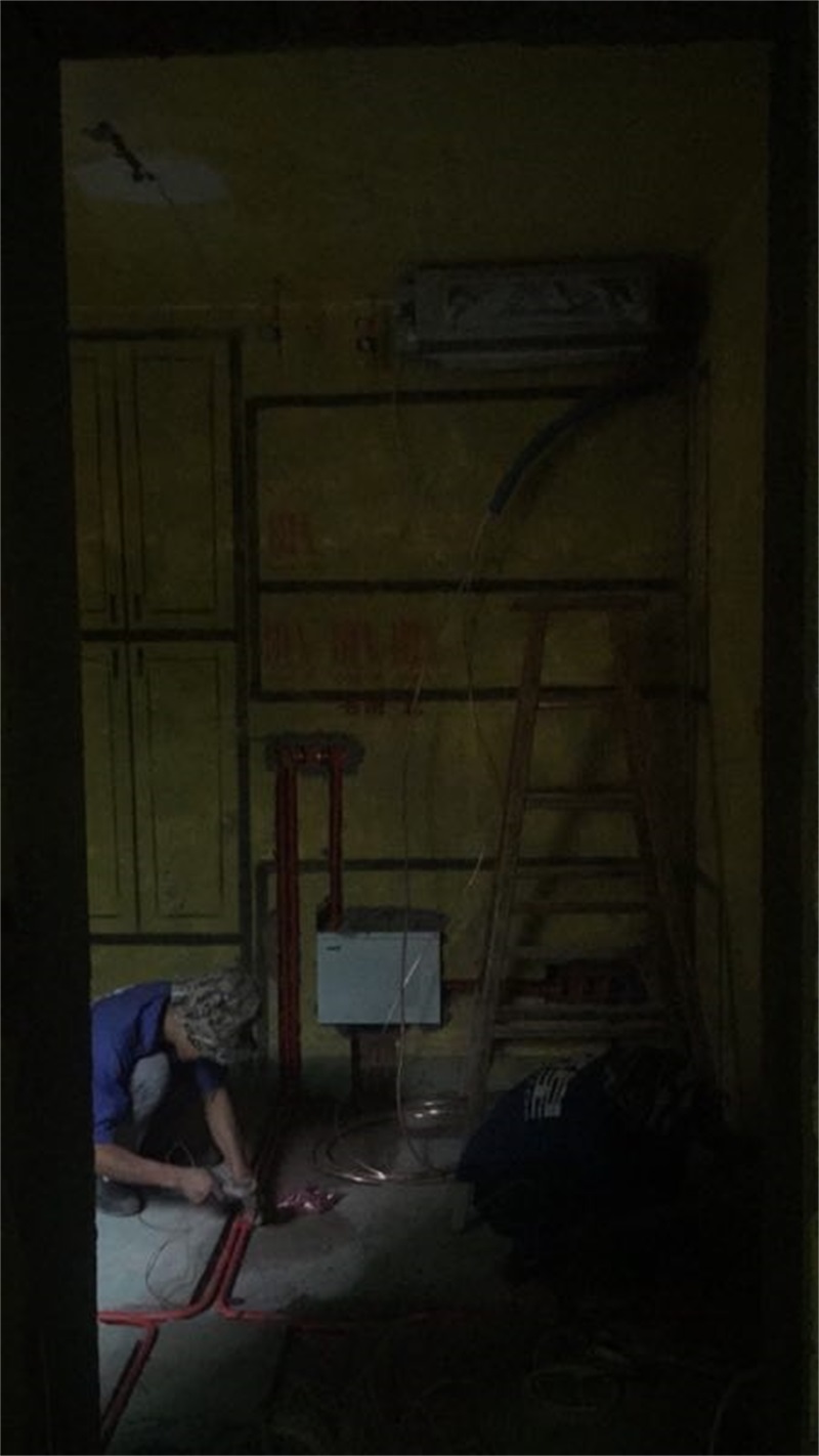 914151213153724354.jpg