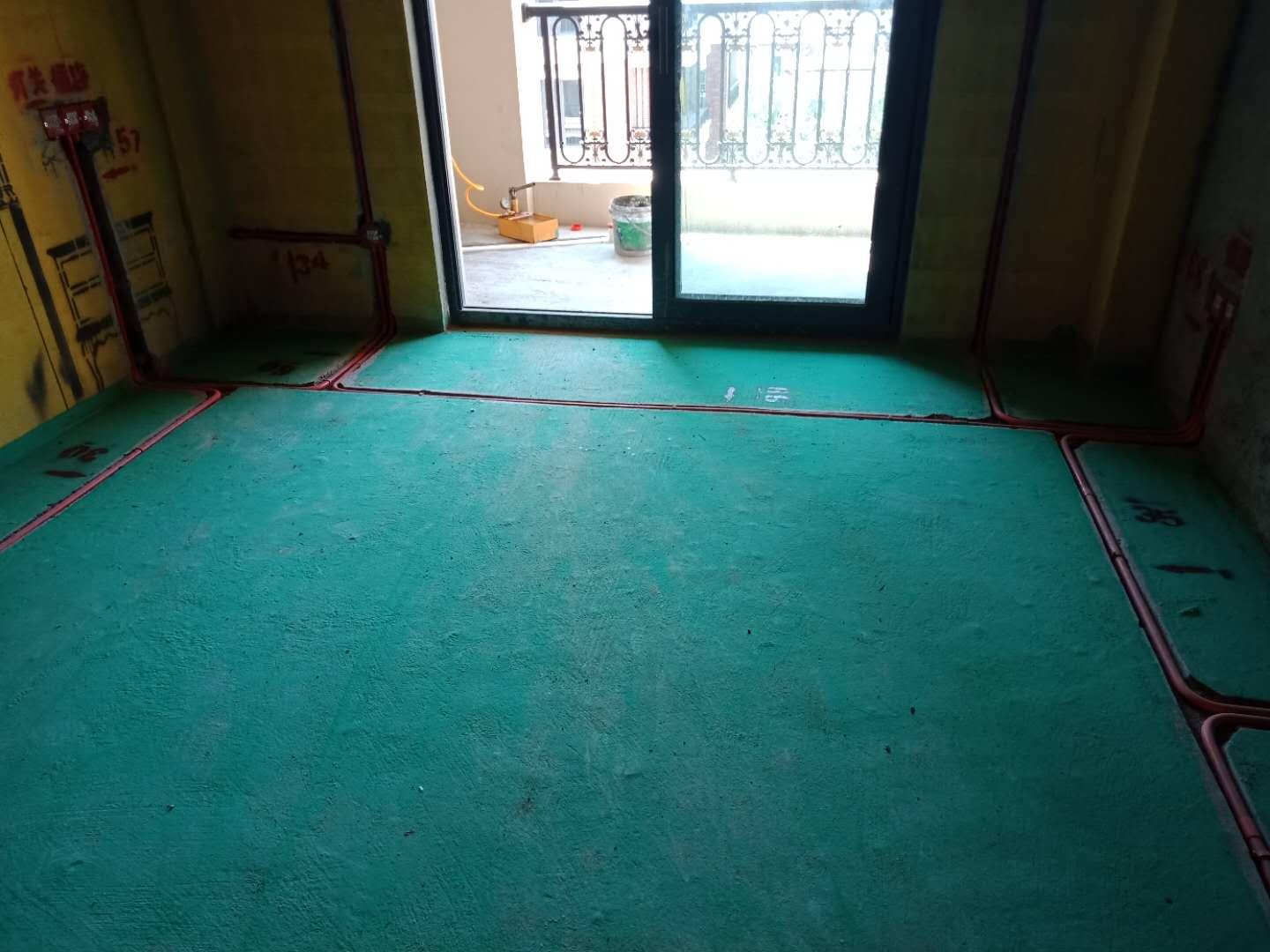 8562949676551189.jpg