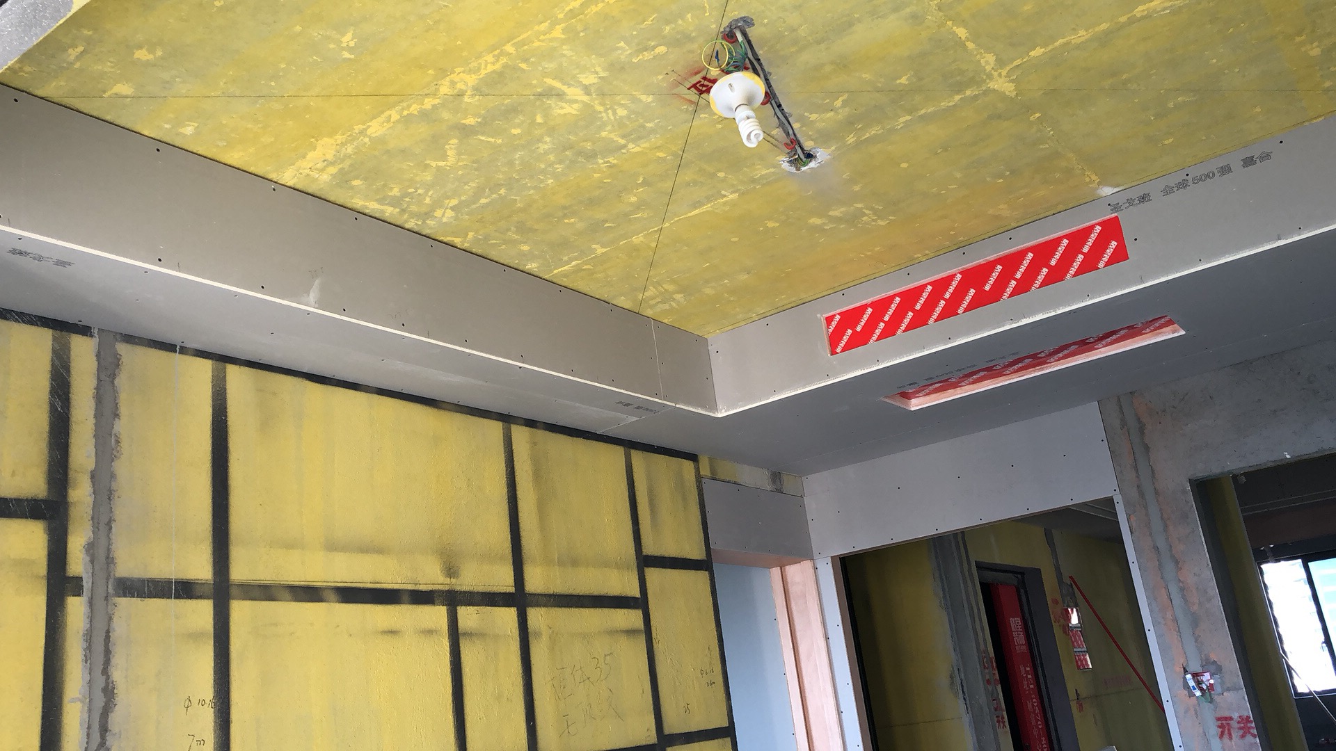 898129459758284532.jpg