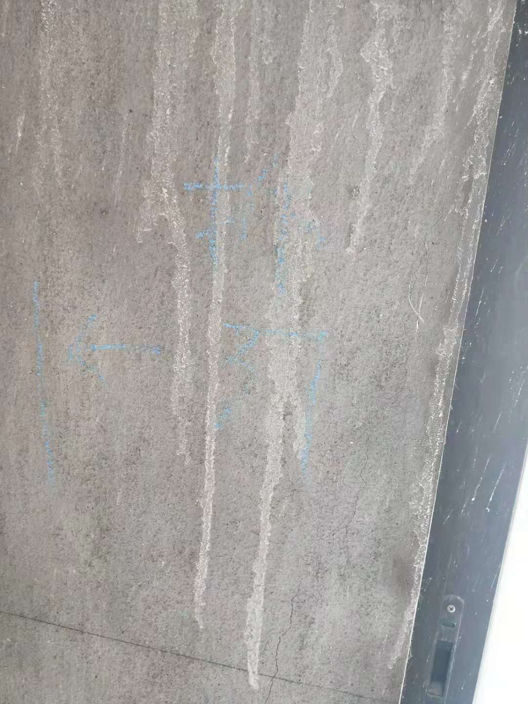 195688506916174674.jpg