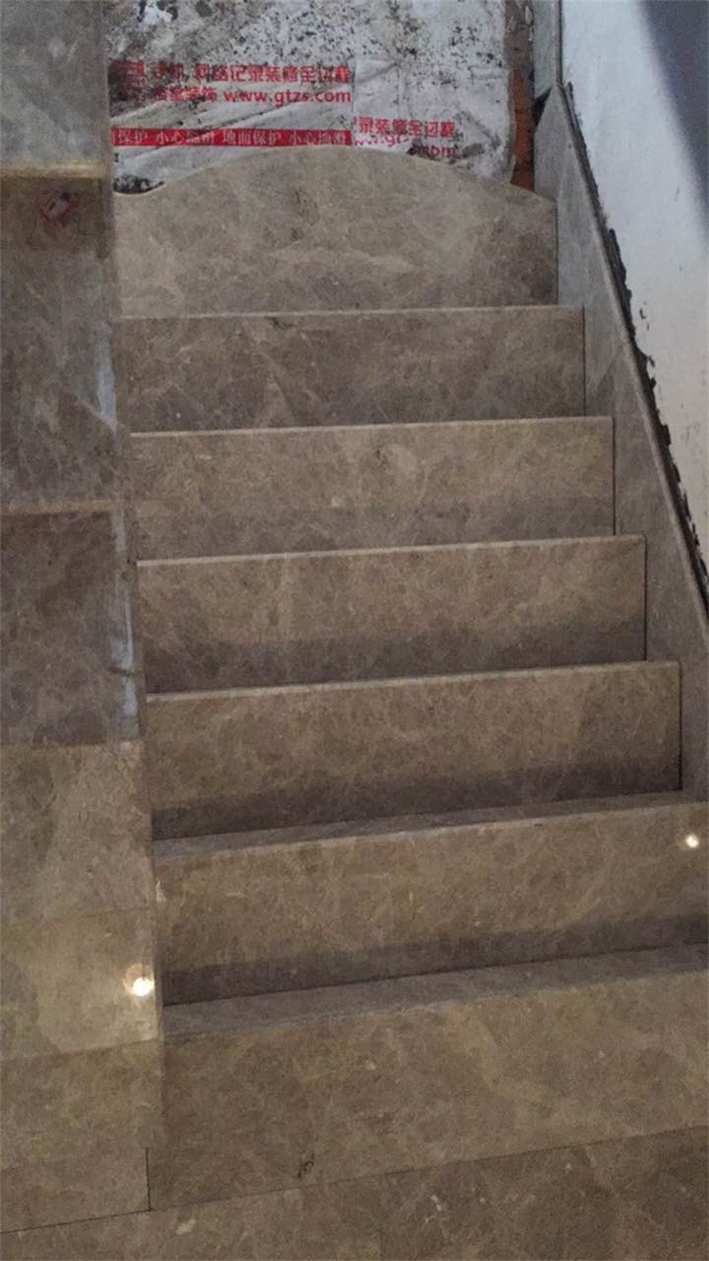 615512616358101750.jpg