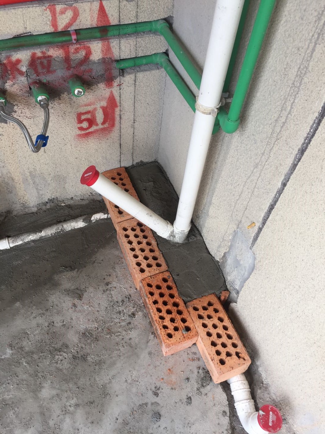 775075354301317419.jpg