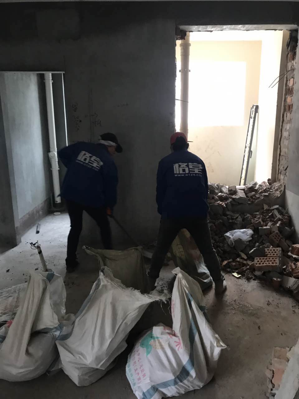 857777768222766857.jpg