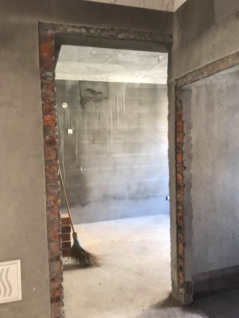 8841076057546080.jpg
