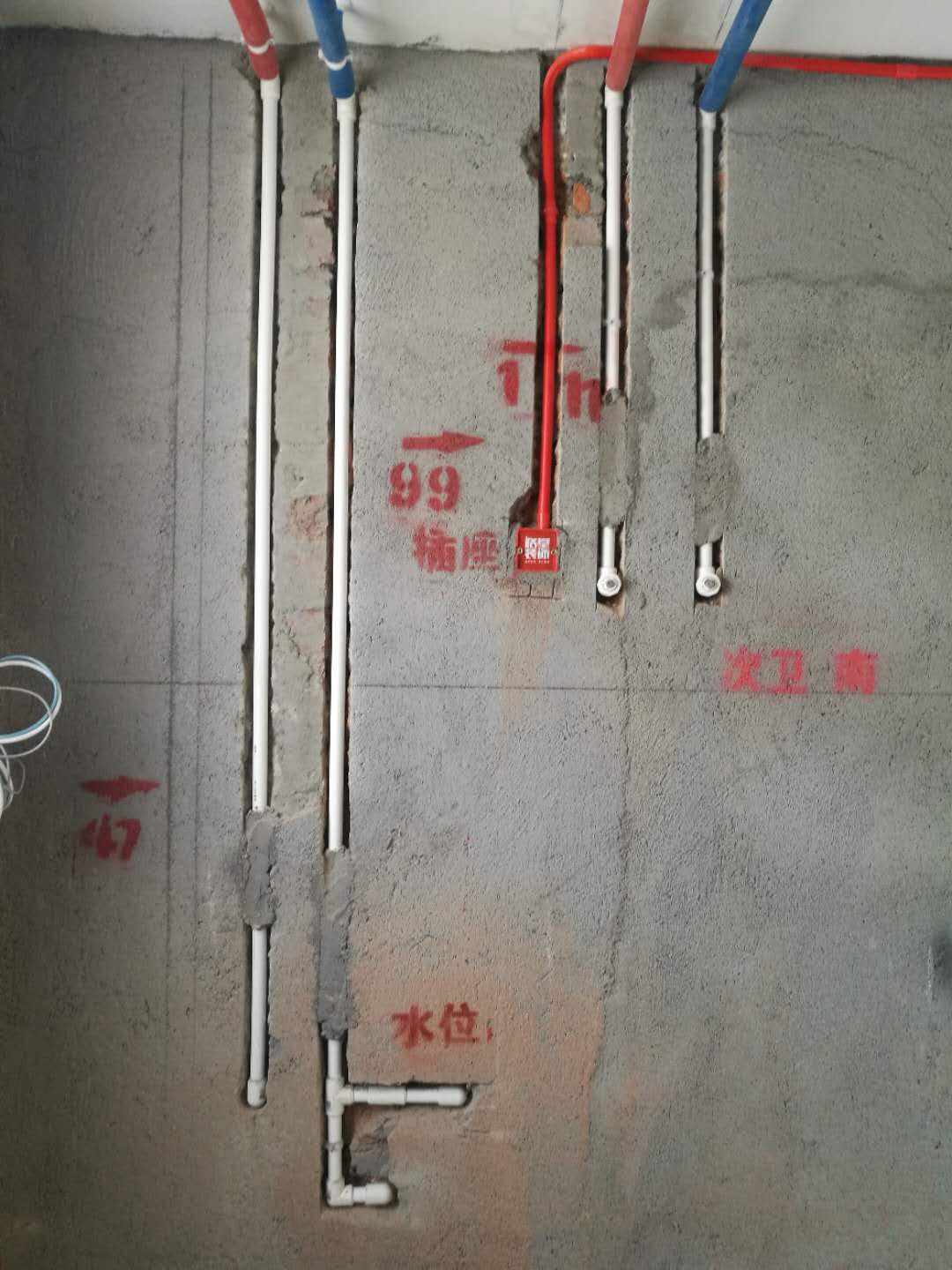 01acaa181f6d4ed4b38609ac2215edd.jpg