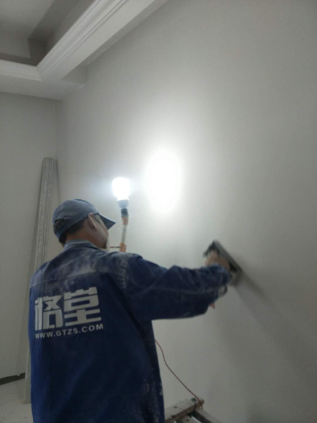 aec97543f931fb3e08a1185a2d543da.jpg