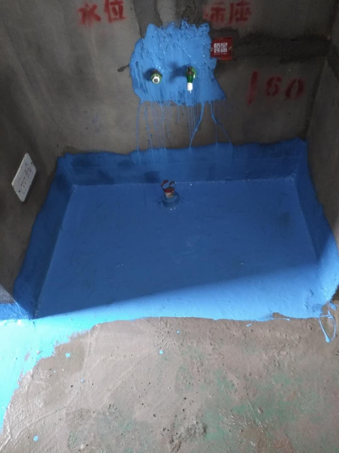 fba9f972ee400f7f524fcde95df8d90.jpg