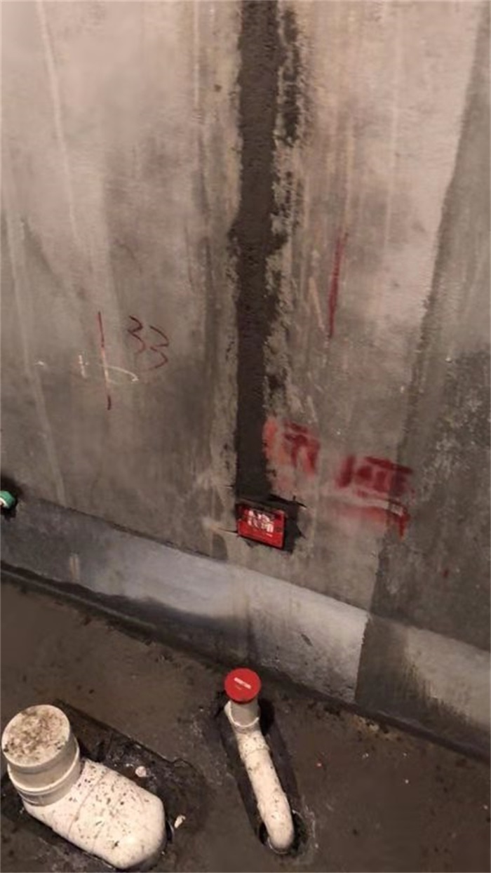 e5c5f1b052cd067f5c975131c8a4abf.jpg