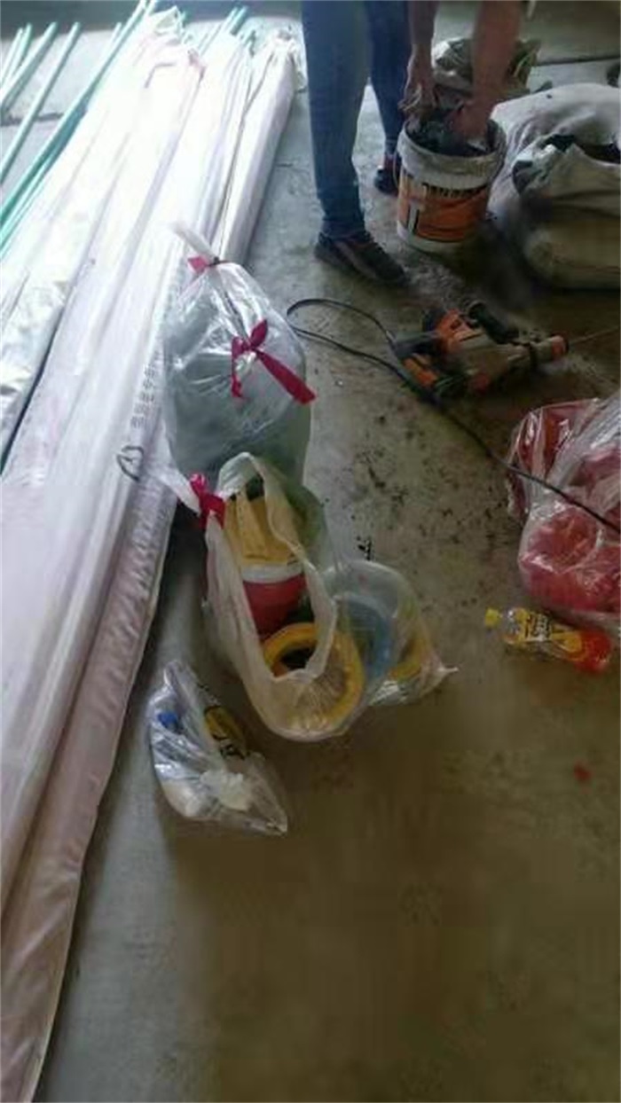 baff694352453a16d70c86938c5b74f.jpg