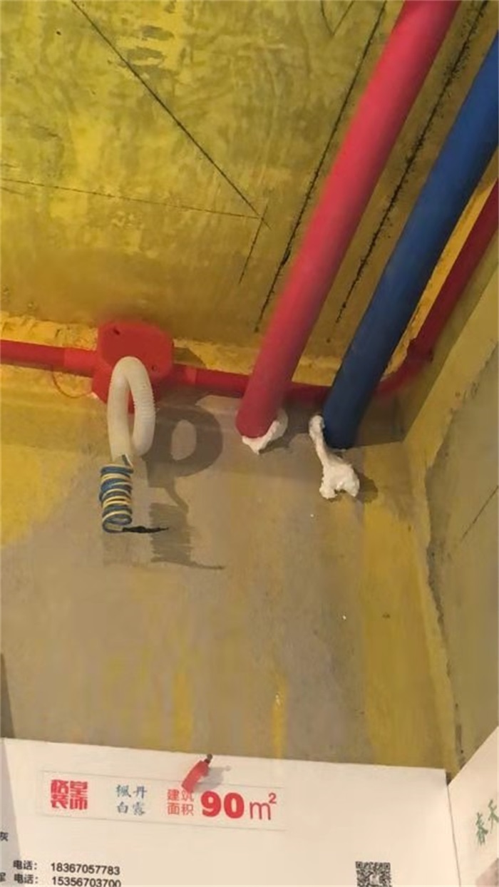 76958ab32883335565787370f99b41c.jpg