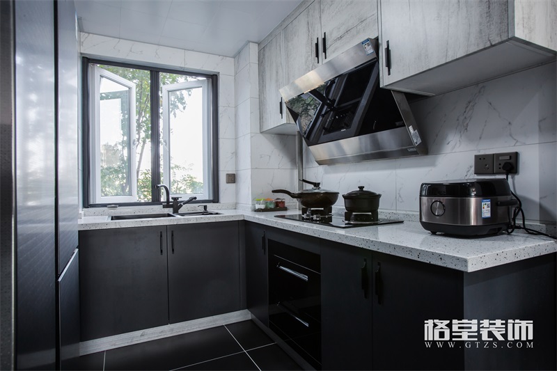 7E1A1094.jpg