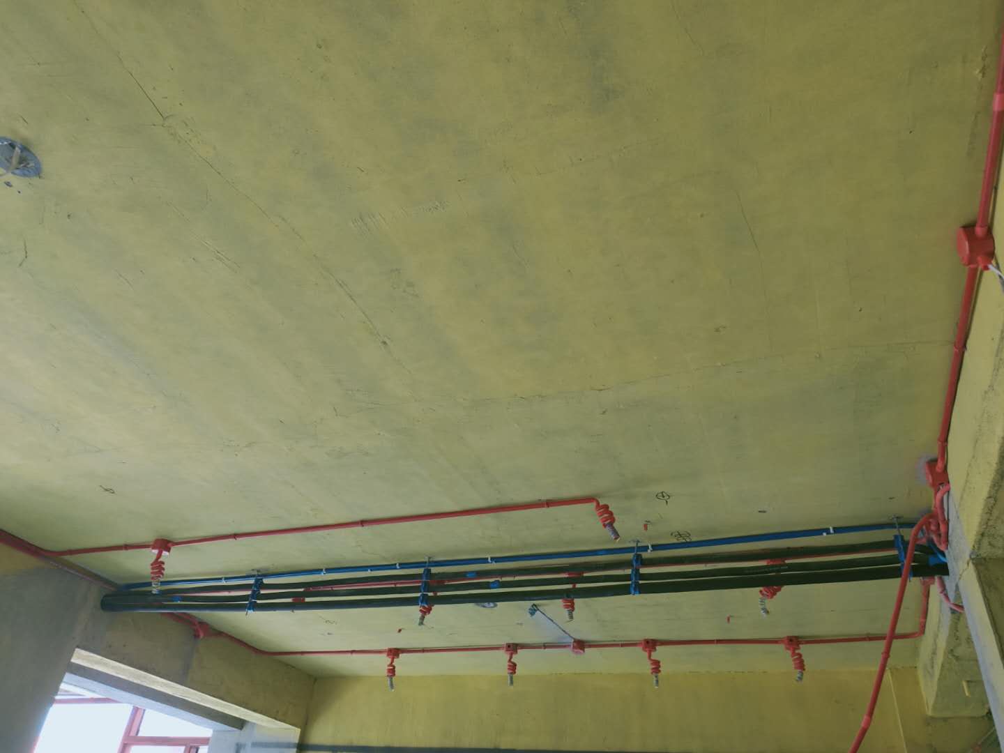 f2c45f12e5c1dc0a40f91f2e6681ed4.jpg