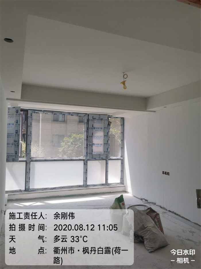 bf95bd8b838ea76c5a15a572f7cb4de.jpg