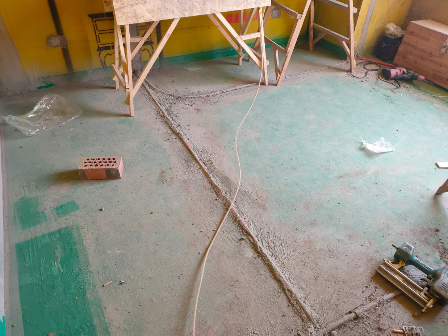 ee3544c93bd4d62f2845666d01529b4.jpg