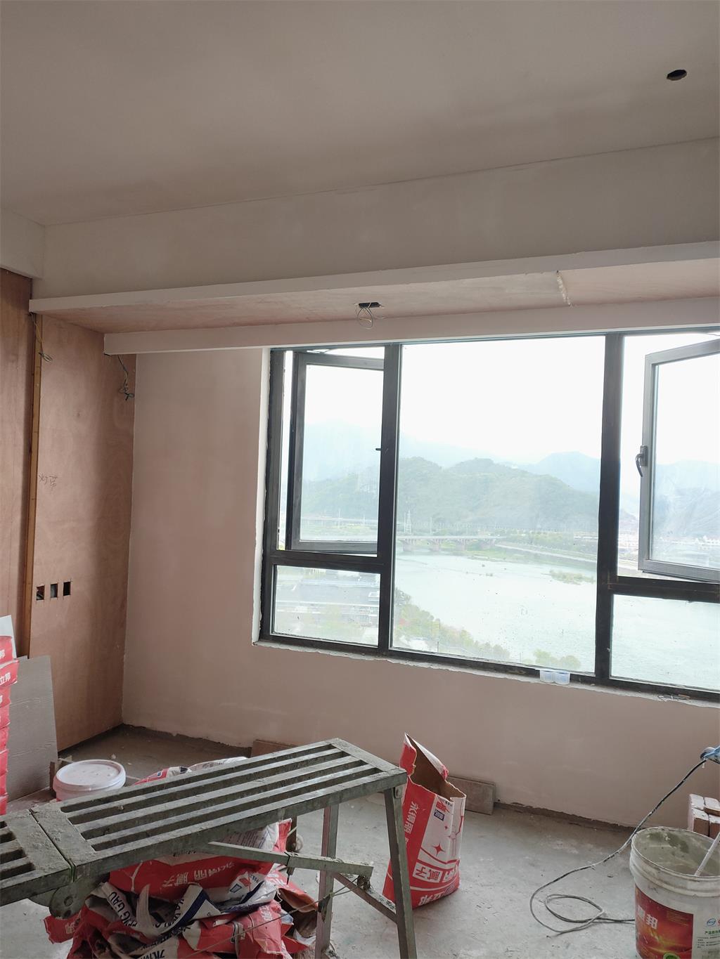 ad9ec9990d6b04ae95348e0fe604ded.jpg