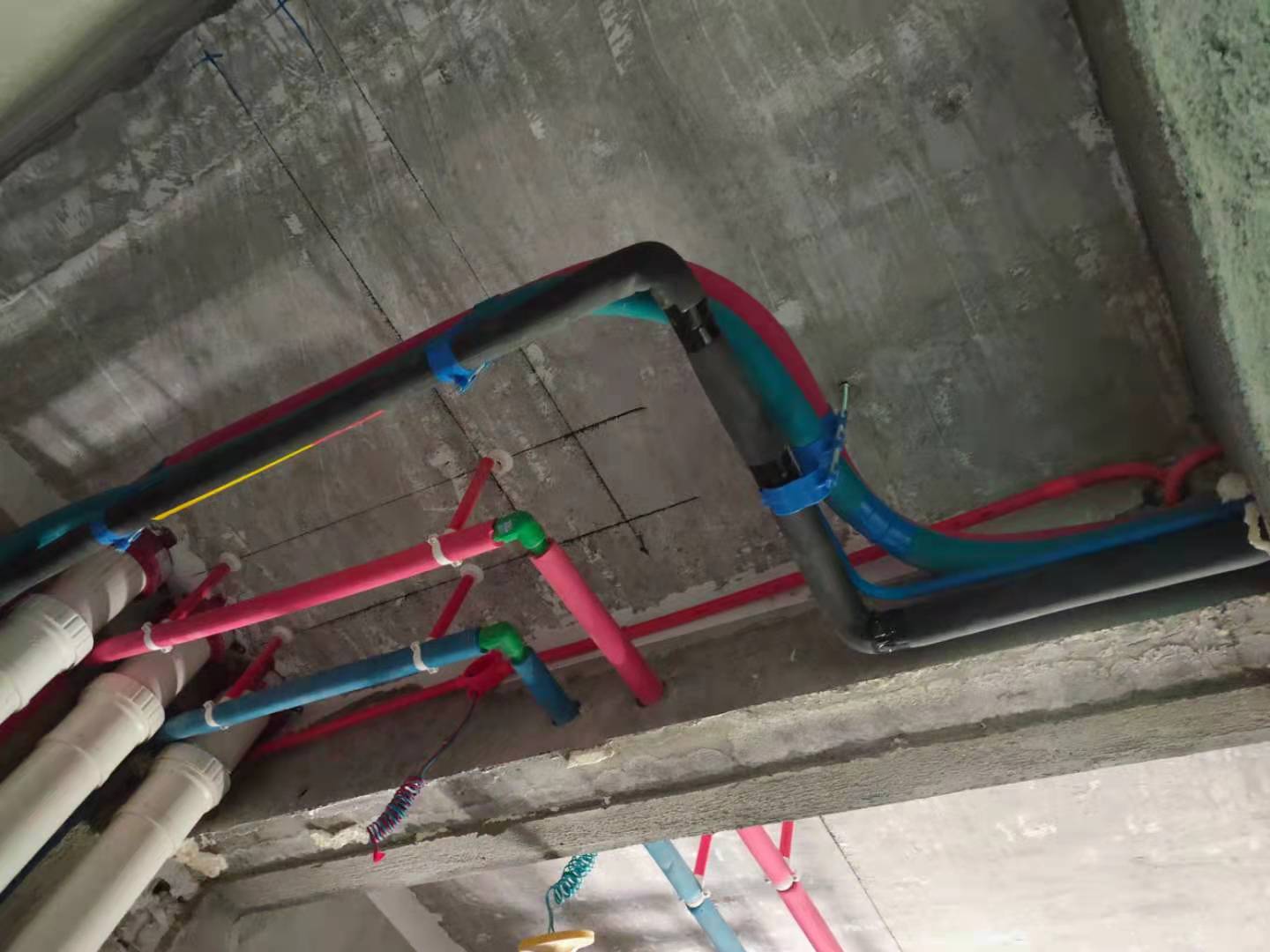 f50b8e2c60fc1b1240b7ada11335bae.jpg