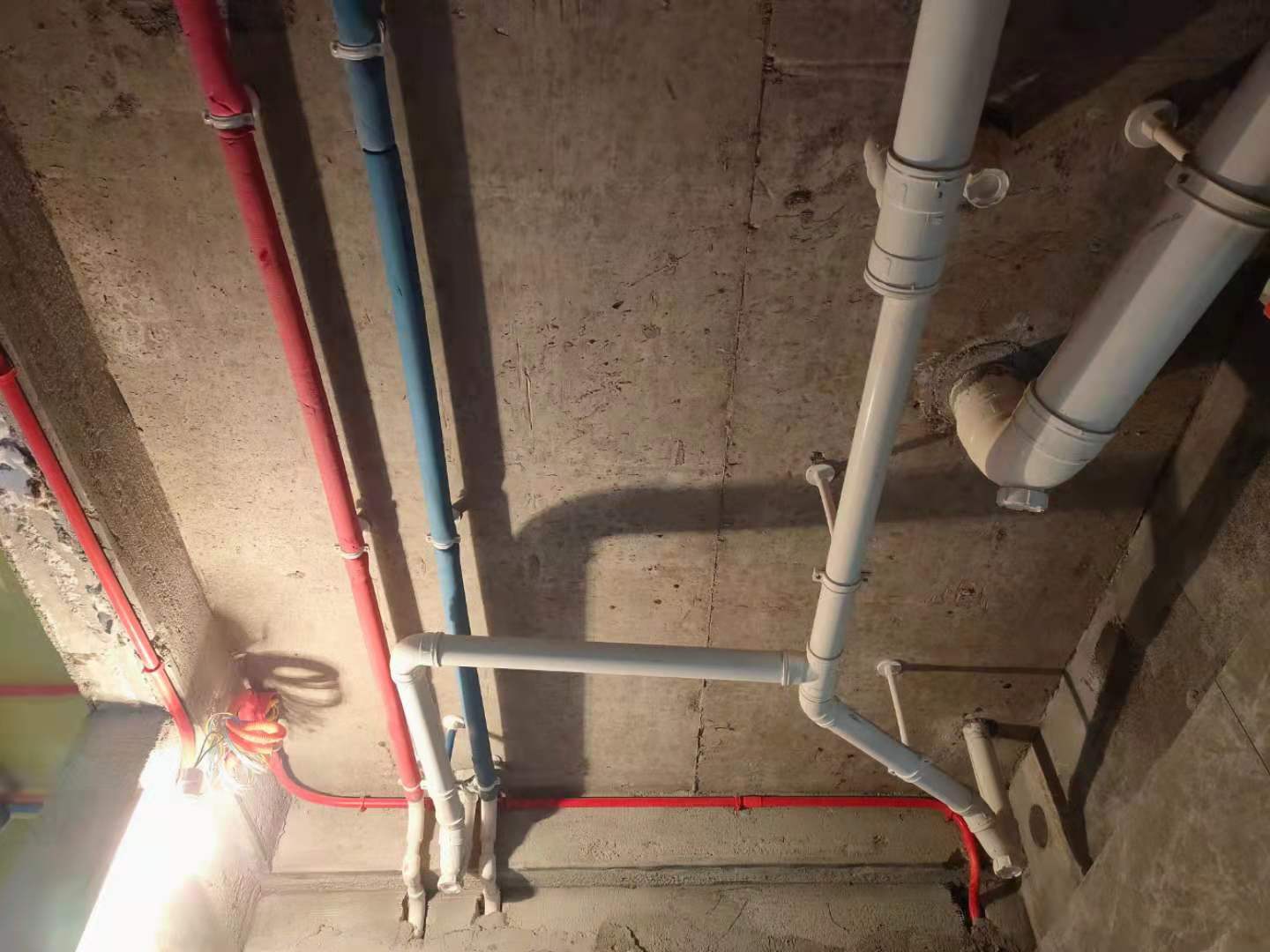 fe464e04821646a739d23a0e67d5c39.jpg