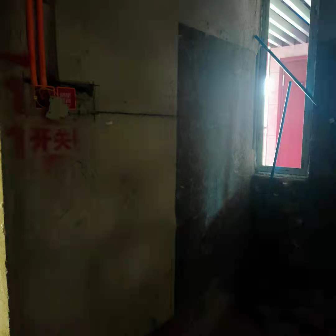 ecd00ba67cbe3e9371d5c88516ebfc2.jpg