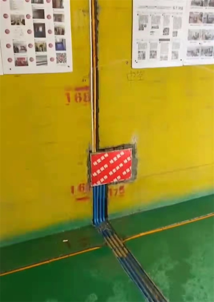 bd95db528fbabe00d49f07cdf88f0f2.jpg