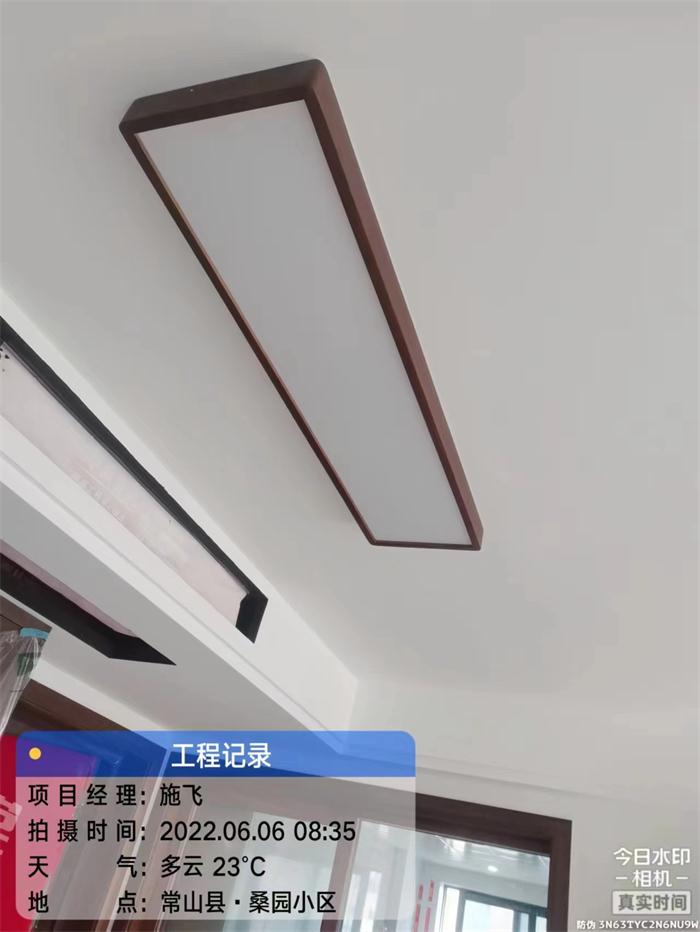 5ce5262fea111a617197fa7b1f6d67c.jpg