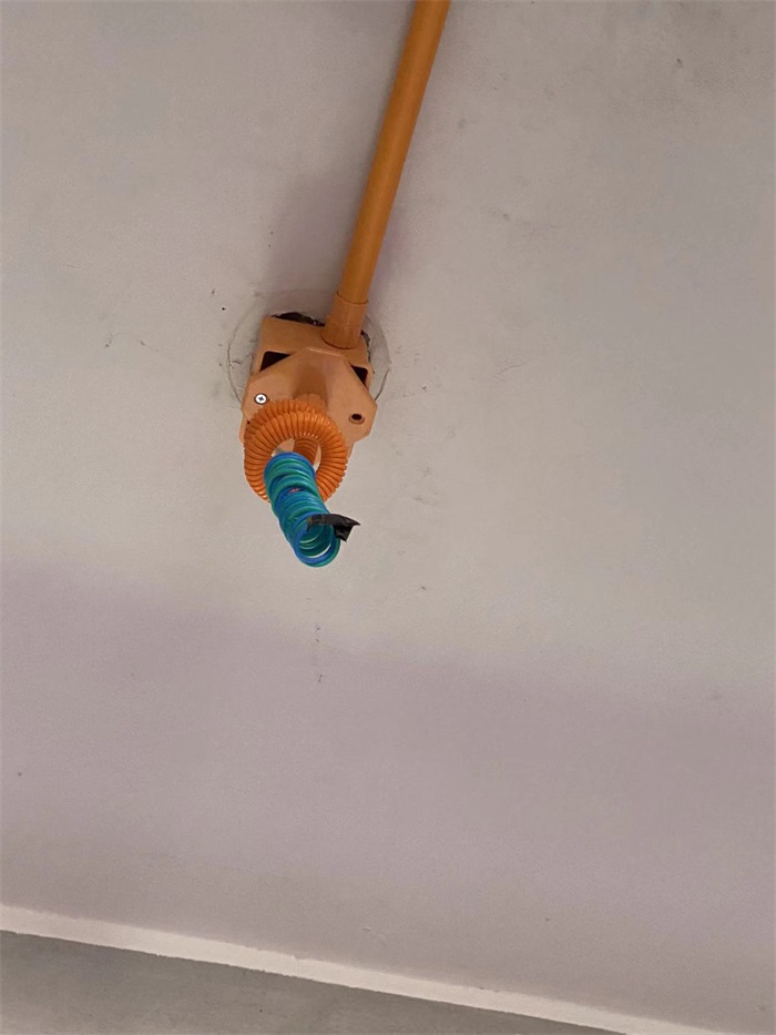 e08557fa6ba5af1f5f743fbdfdbd375.jpg