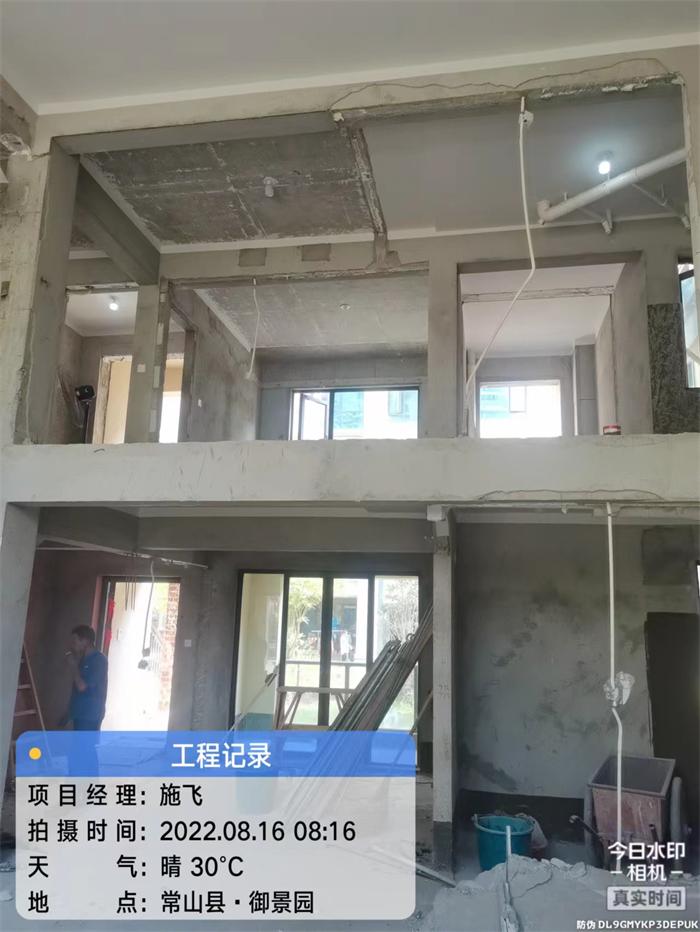 af0aa6bdb0937e5fb09cab20a85c7c1.jpg