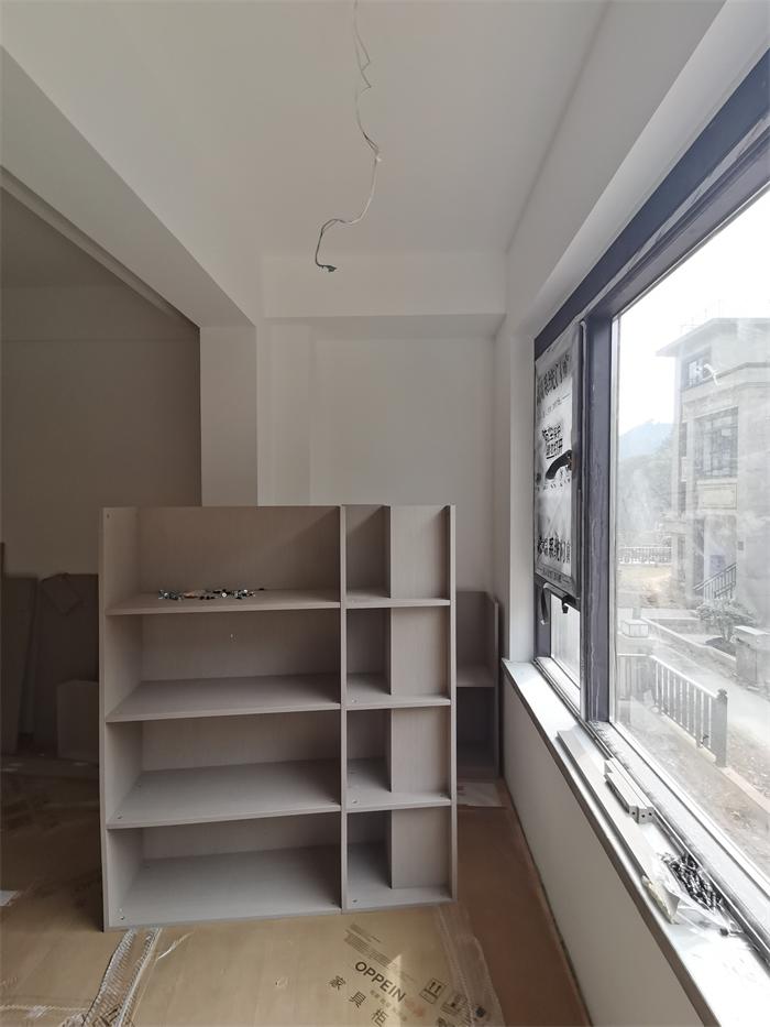 084784315f2e79d73f7f59ea3eb9d41.jpg