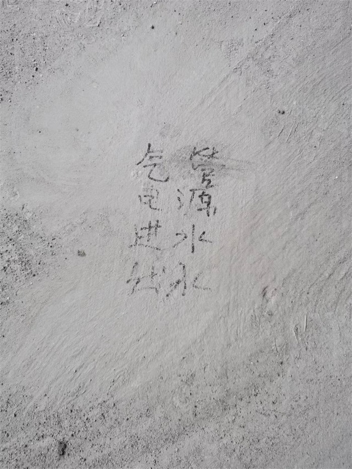 a57b64b8619ff12b80c4516cd4eb69e.jpg