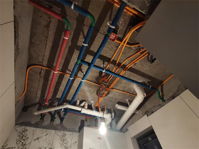 0cf5d0d3fa4bbf0d131afafded7f74e.jpg
