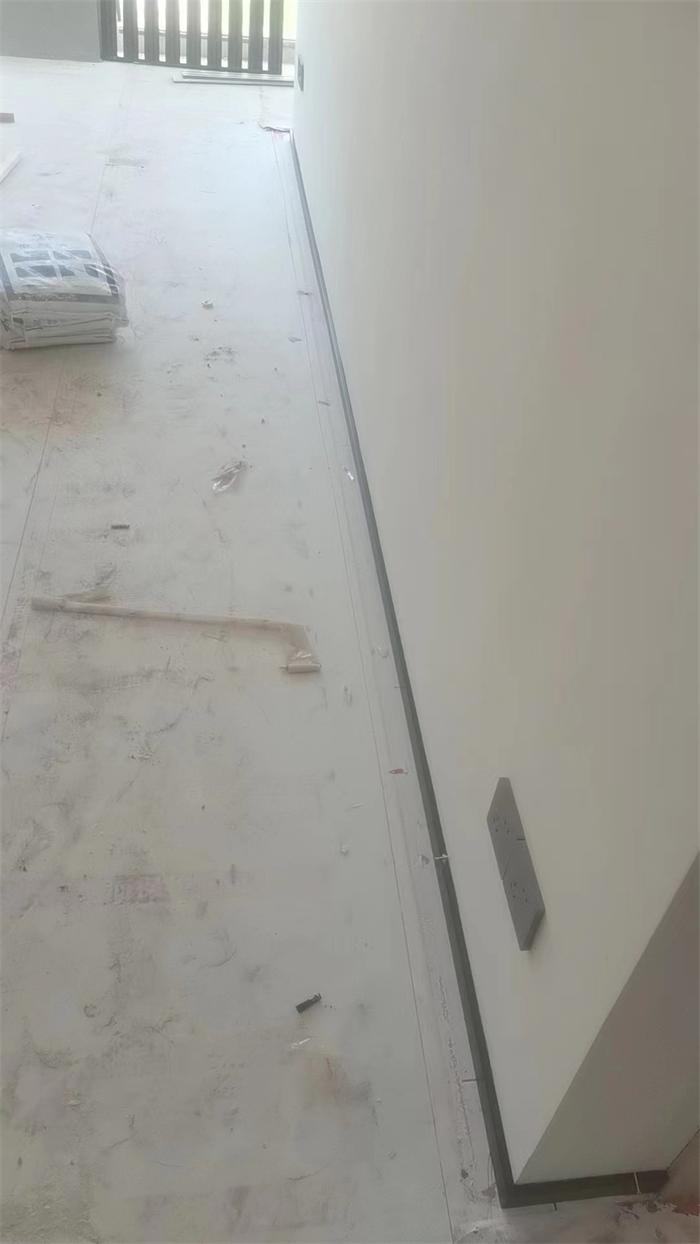 8ce25e1fead22c2612bec366ed76e4f.jpg