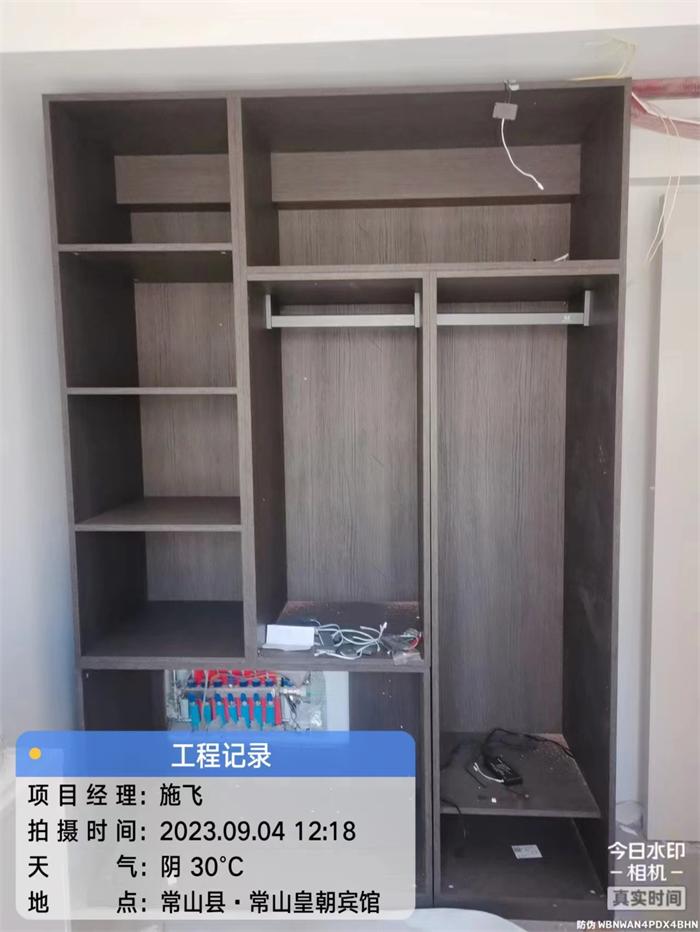52c63d0be814b38aae1a10d44862362.jpg