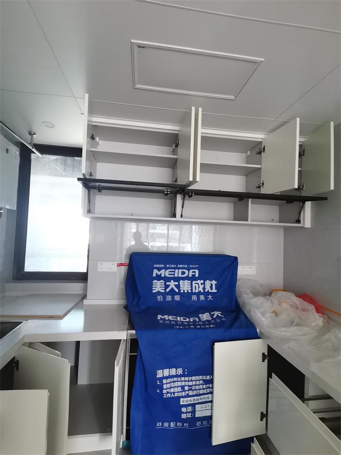 fee4656821cb7a70f9c64e2a9a14c28.jpg