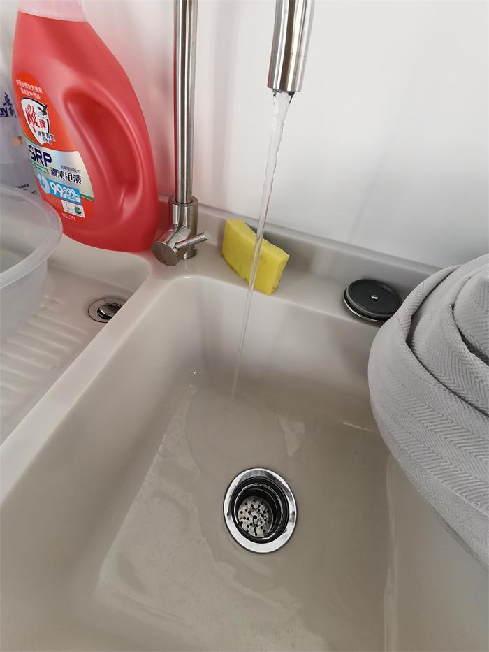 76c6a49f0c5106fed562dcc70e24ce6.jpg