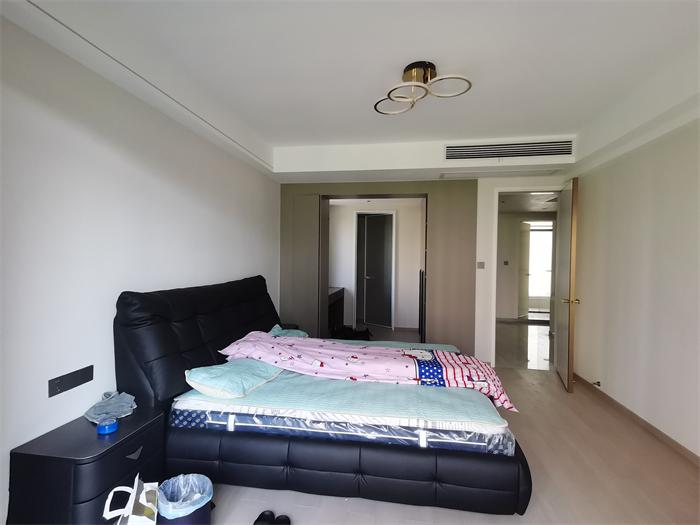 3de8bd5d1a554bbd23e5cd82b14ca13.jpg
