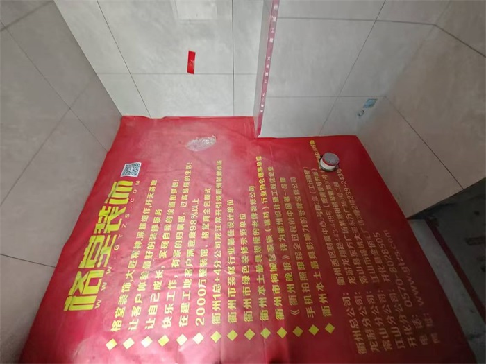 a329356e4885de2c24f71858016fc36.jpg