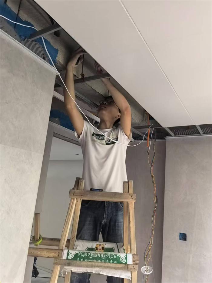 fe6c2ae323e3f88191dd5f4de4baffb.jpg