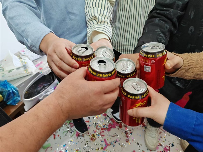 fe4c624f1f6342e89574ee354eff7af.jpg