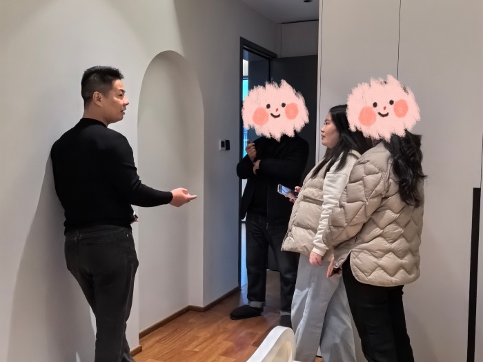 MEITU_20241206_182507594.jpg