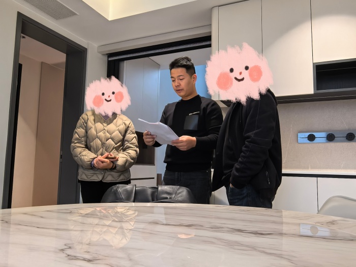 MEITU_20241206_182429658.jpg