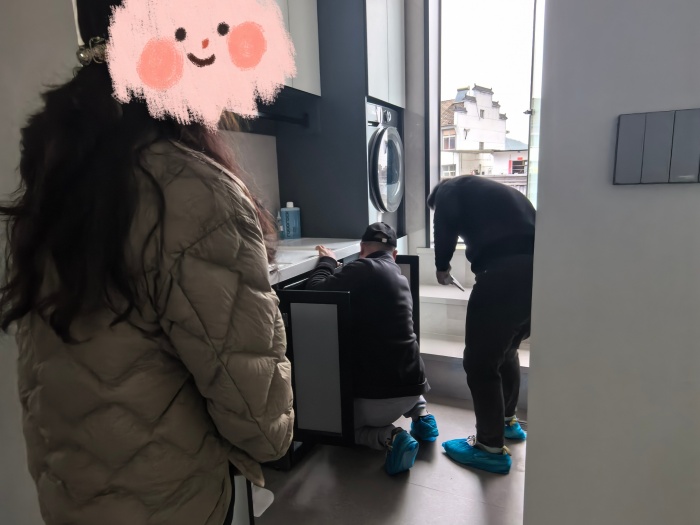 MEITU_20241206_182809194.jpg