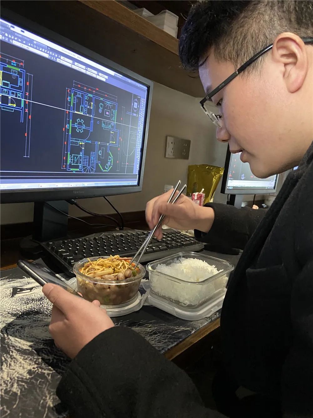 ������£�������