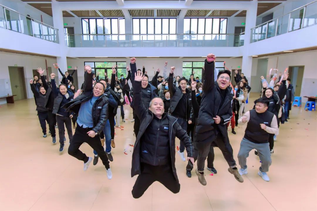 ����װ�����װ�޼۸���ս����ʽ��ս��