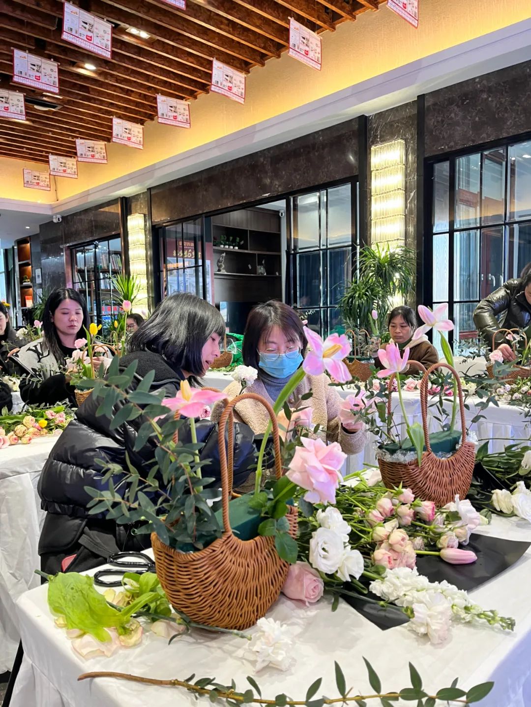 Ů��ڿ��֣��Ի�֮������������