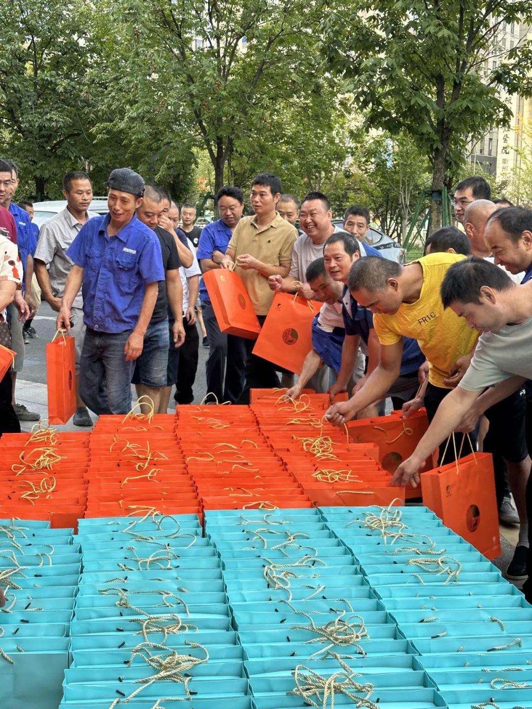 ��������񾴽��ˣ�